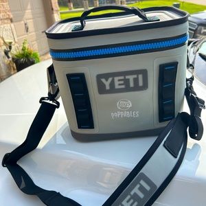 Yeti Hopper Flip 8